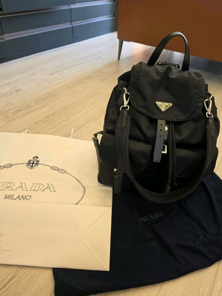 프라다 리나일론 백팩 라지 이미지