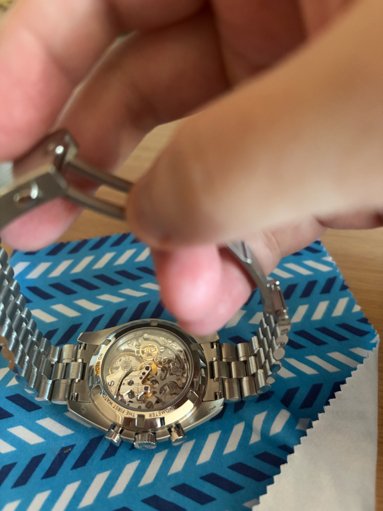 오메가 스피드마스터 문워치 사파이어 검판 신형 이미지