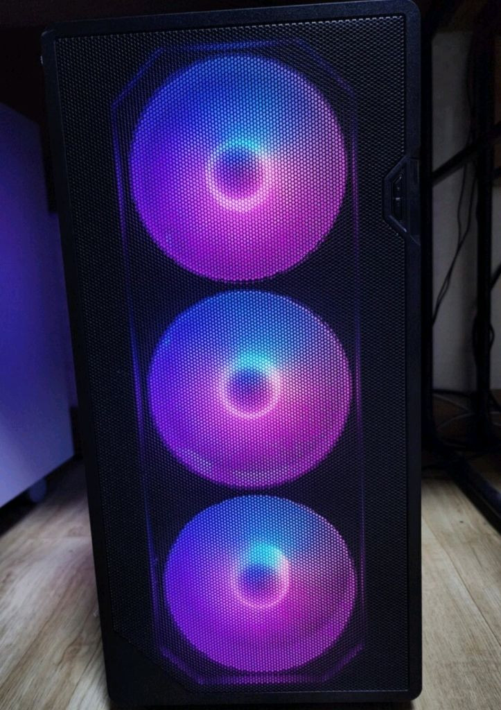 (새상품) 7800X3D 5070ti 게이밍 컴퓨터 본체 이미지