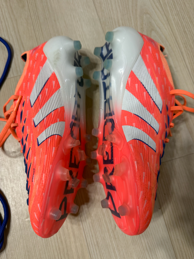 아디다스 프레데터 엘리트 AG 250mm 축구화 이미지