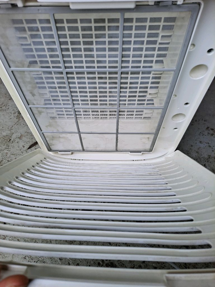 코웨이 APD-1015B 제습기 겸용 공기청정기 이미지