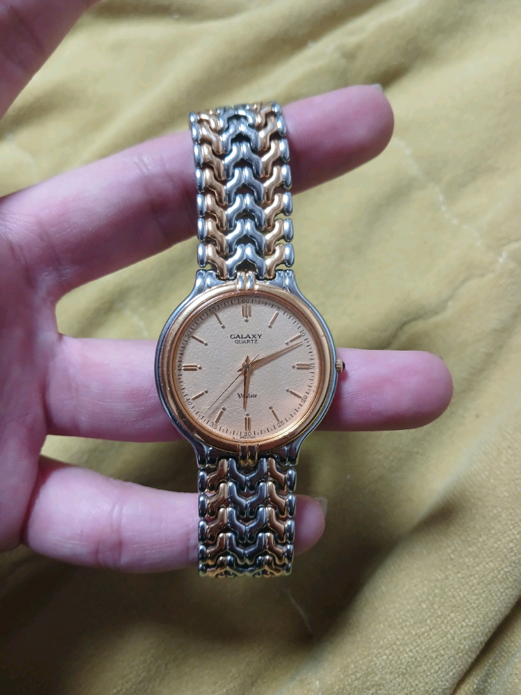 갤럭시 쿼츠 콤비 메탈 시계 이미지