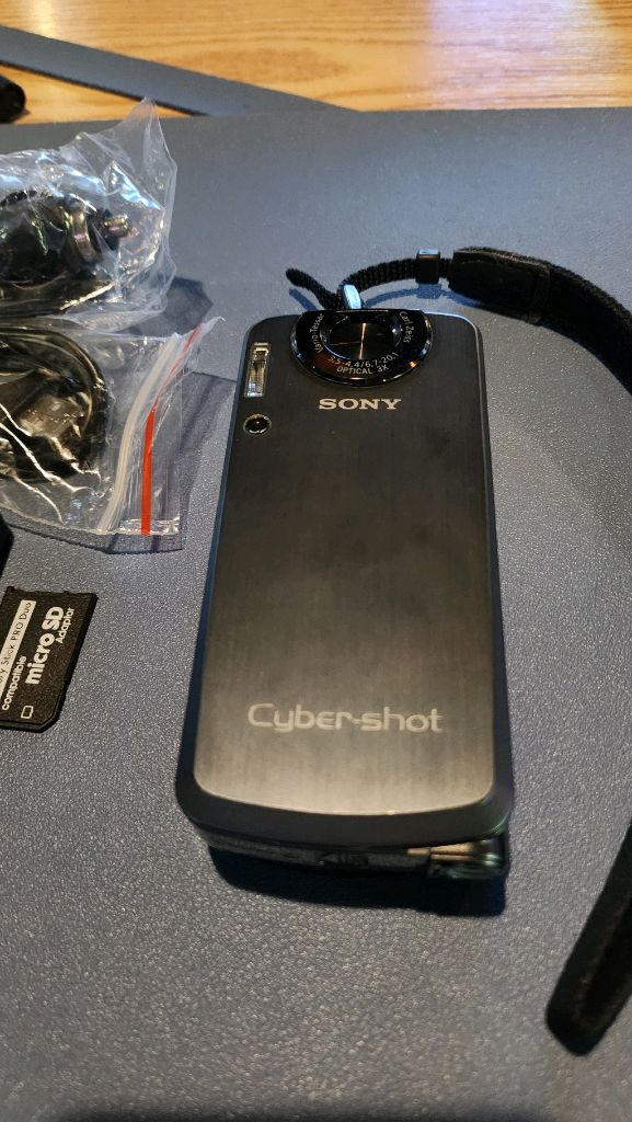 소니 사이버샷 dsc-m1 팝니다 이미지