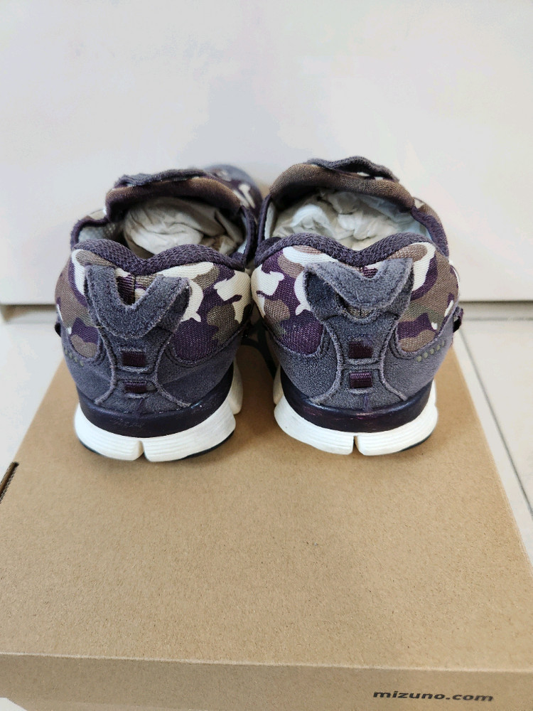 나이키 프리 쿠키니 밀리터리 한정판 신발 사이즈250mm 이미지