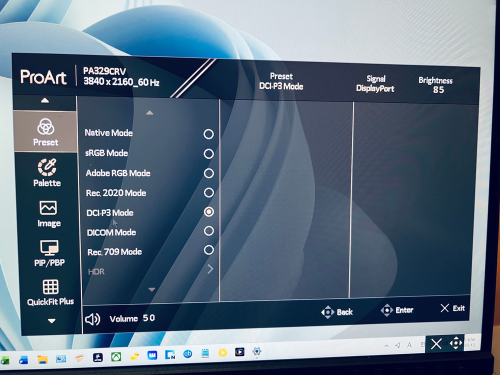 ASUS ProArt PA329 CRV 디자인용 32인치 모니터(4K/60Hz) 이미지