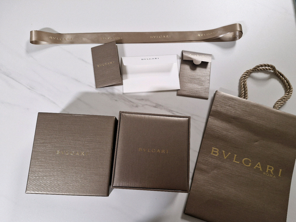 불가리 시계케이스 박스 쇼핑백팝니다 이미지