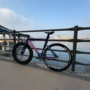 콘스탄틴 어베인 88림 프론트 이미지