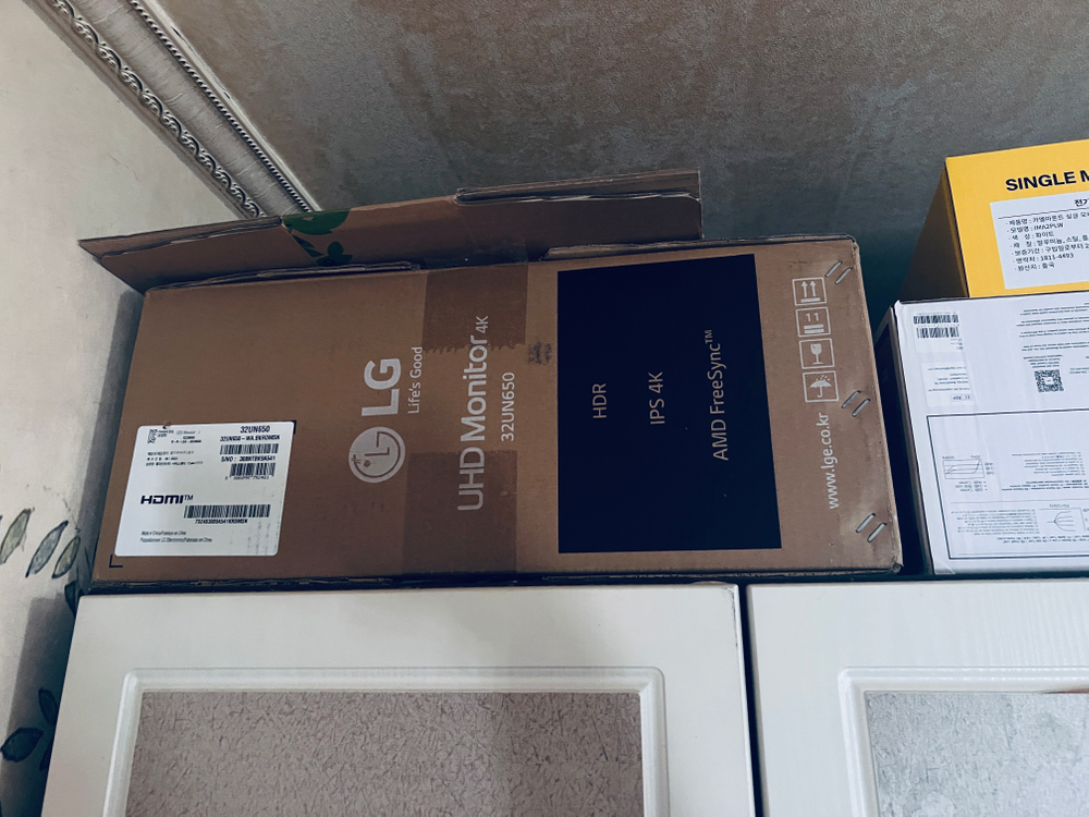 LG 32Un650 32인치 모니터 이미지