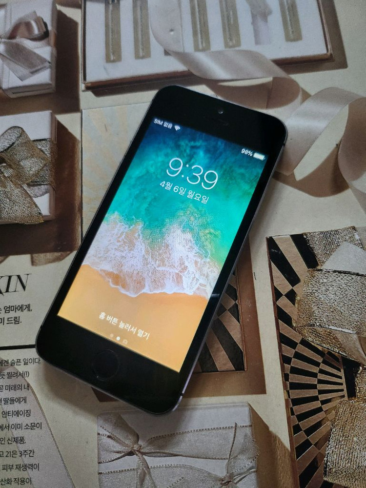 iPhone5s 아이폰5s 스그 16G 상태양호 이미지