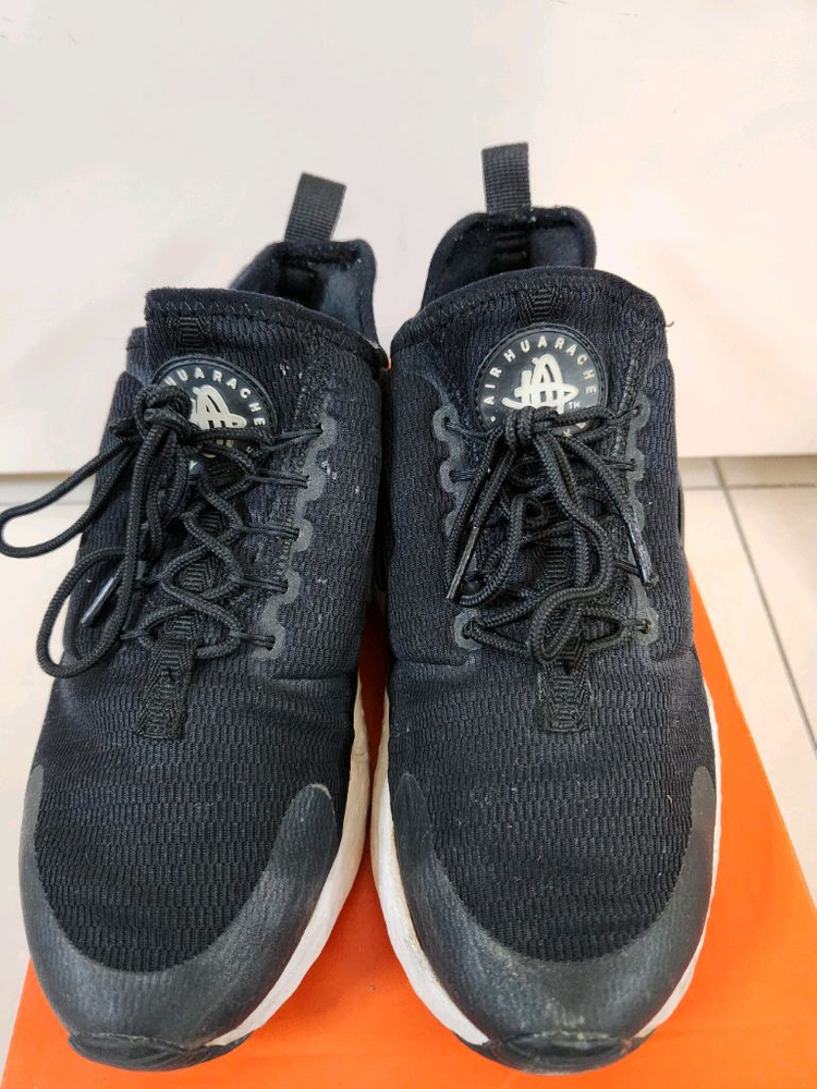 나이키 에어 허라치 런 울트라 블랙 화이트 운동화/235mm 이미지