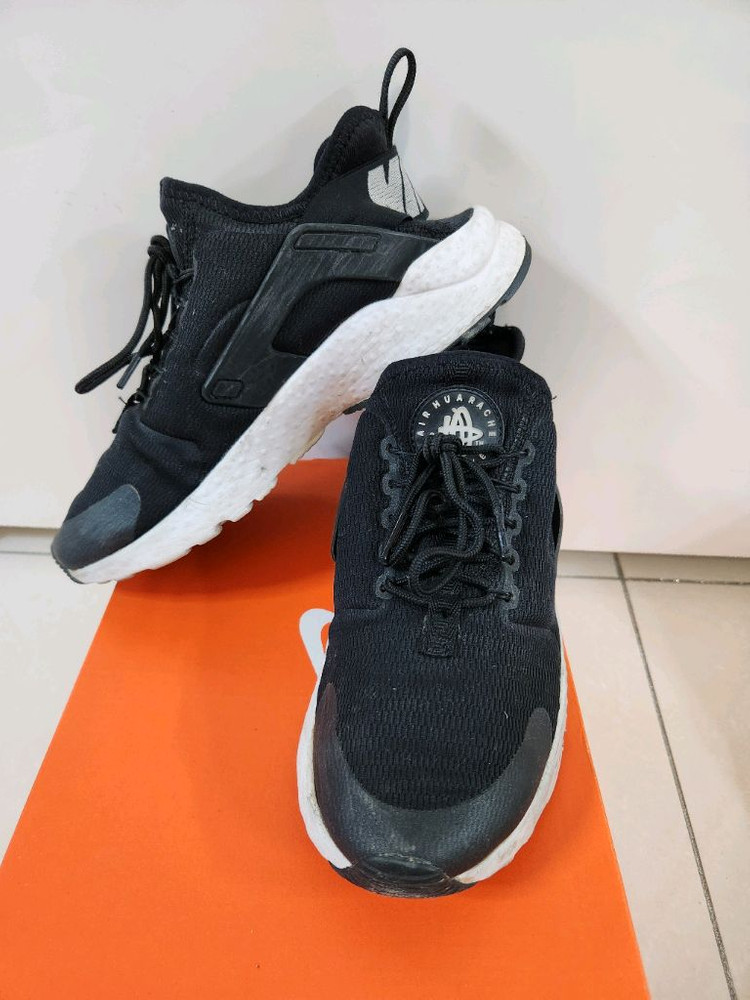 나이키 에어 허라치 런 울트라 블랙 화이트 운동화/235mm 이미지