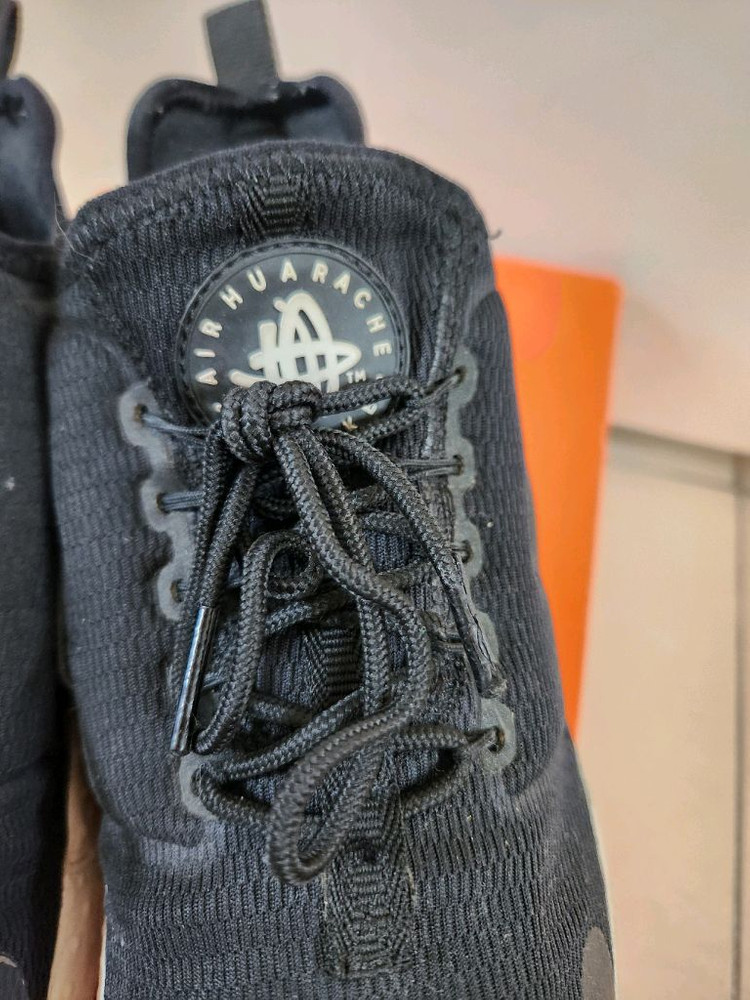 나이키 에어 허라치 런 울트라 블랙 화이트 운동화/235mm 이미지