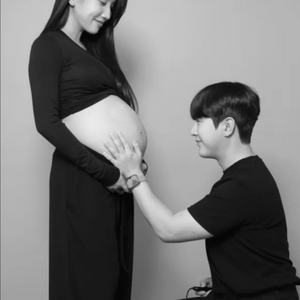 새제품) 꼬임크롭티 만삭촬영 필라테스 이미지