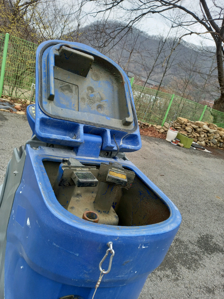 바닥청소차, 습식청소차 x7 34인치급 이미지