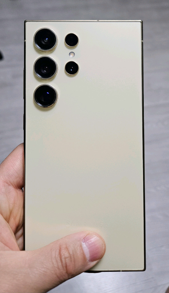 갤럭시 S24울트라 옐로우 512GB 싸게 팝니다. 이미지