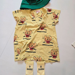 타오 베이비 바디수트 12m, 벙거지 모자, 양말 일괄 판매 이미지