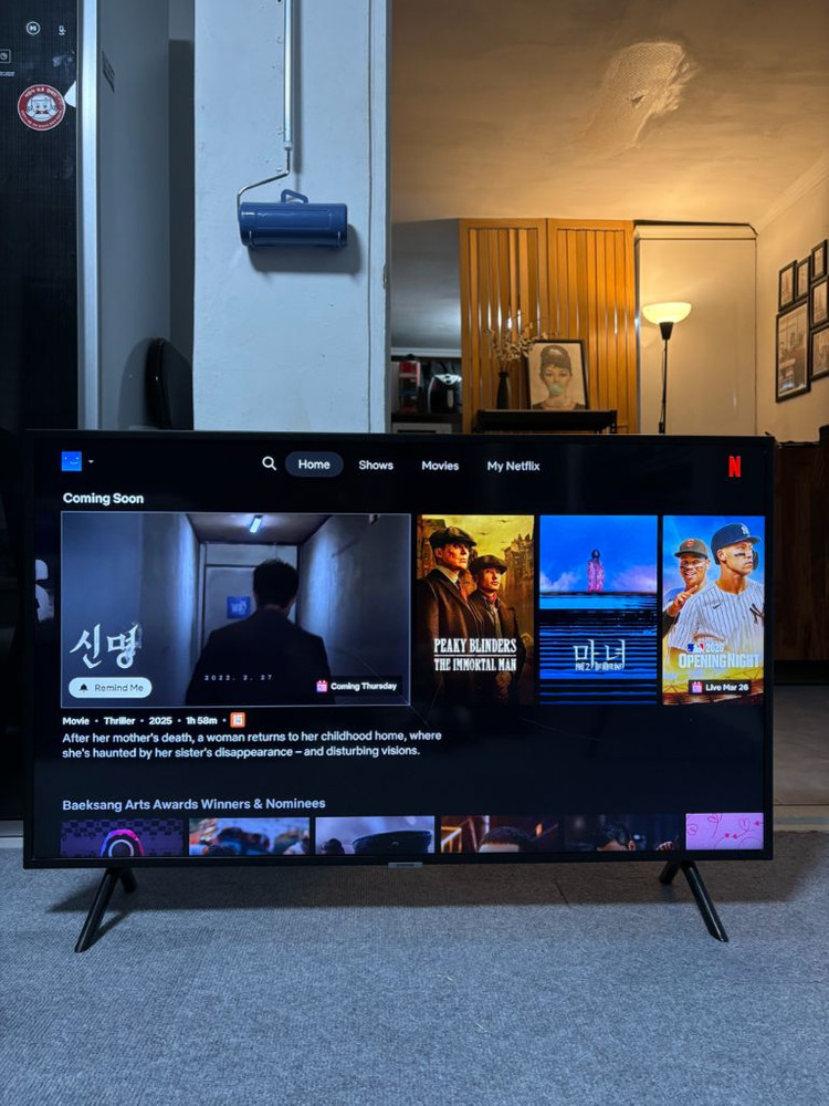 삼성 43인치 4K 스마트TV 이미지