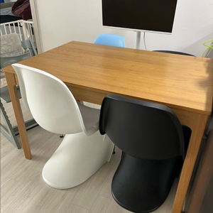 원목 식탁 의자 세트 이미지