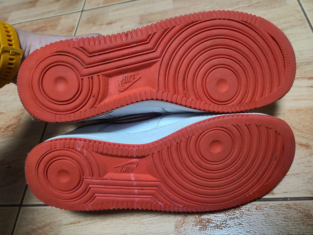 나이키 에어포스 피칸테레드 270(265추천) 이미지