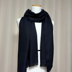 상태좋음)Theory.띠어리.캐시미어.실크.머플러.다크네이비.블랙.스카프.목도리.울.소품.액세서리.숄.명품 이미지