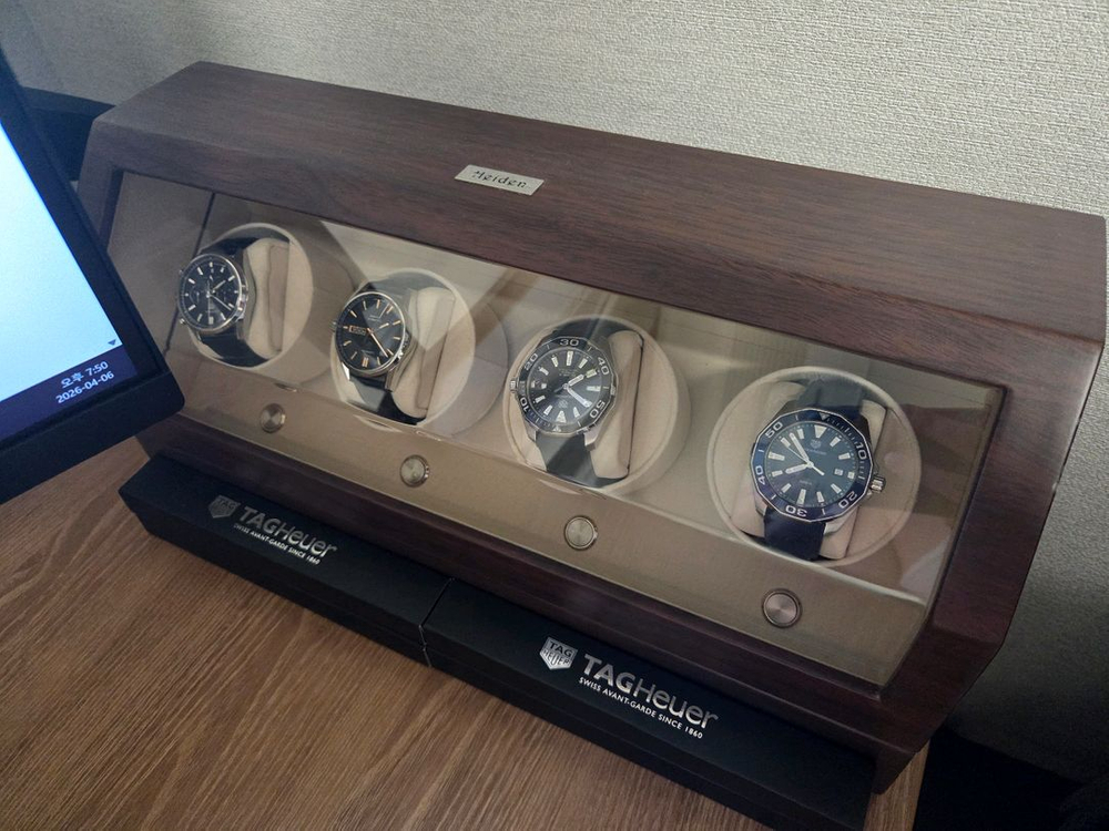 21.12월 태그호이어 아쿠아레이서 오토 43미리 흑판 팝니다. 이미지