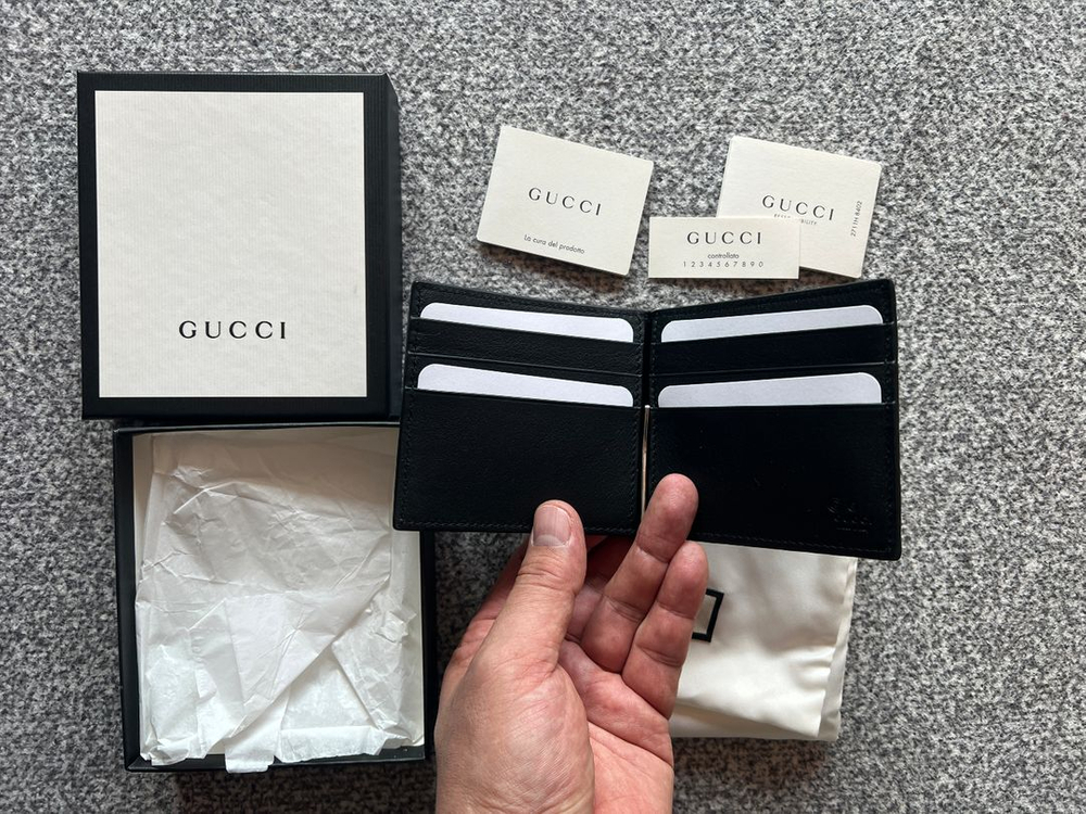 미사용 새제품 구찌 남성 반지갑형 머니클립 판매합니다 이미지