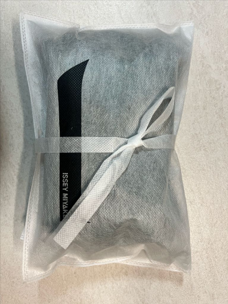 이세이미야케 플리츠플리즈 먼슬리 컬러 와이드팬츠 이미지