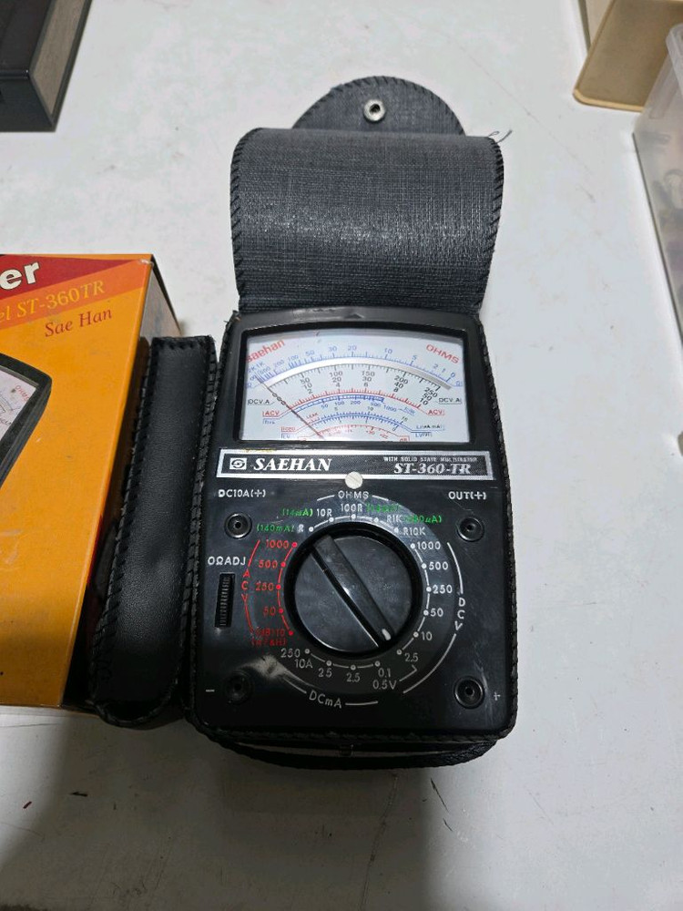 세한 ST-360TR 모델의 멀티 테스터기 이미지