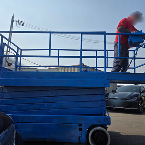 [31N]작업높이 무려 11.3M!! 높은 고소작업에 최적화된장비 중고고소작업대 판매합니다. AS기간 연장이벤트중 이미지