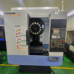 2011년 두산 DT400 탭핑센터 저렴하게드려요 이미지