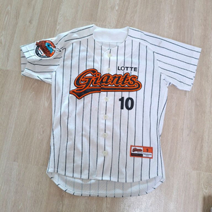 롯데자이언츠 이대호 프로페셔널 홈 스트라이프 85사이즈 유니폼 이미지
