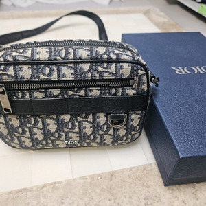 디올 사파리 미니 크로스백 이미지