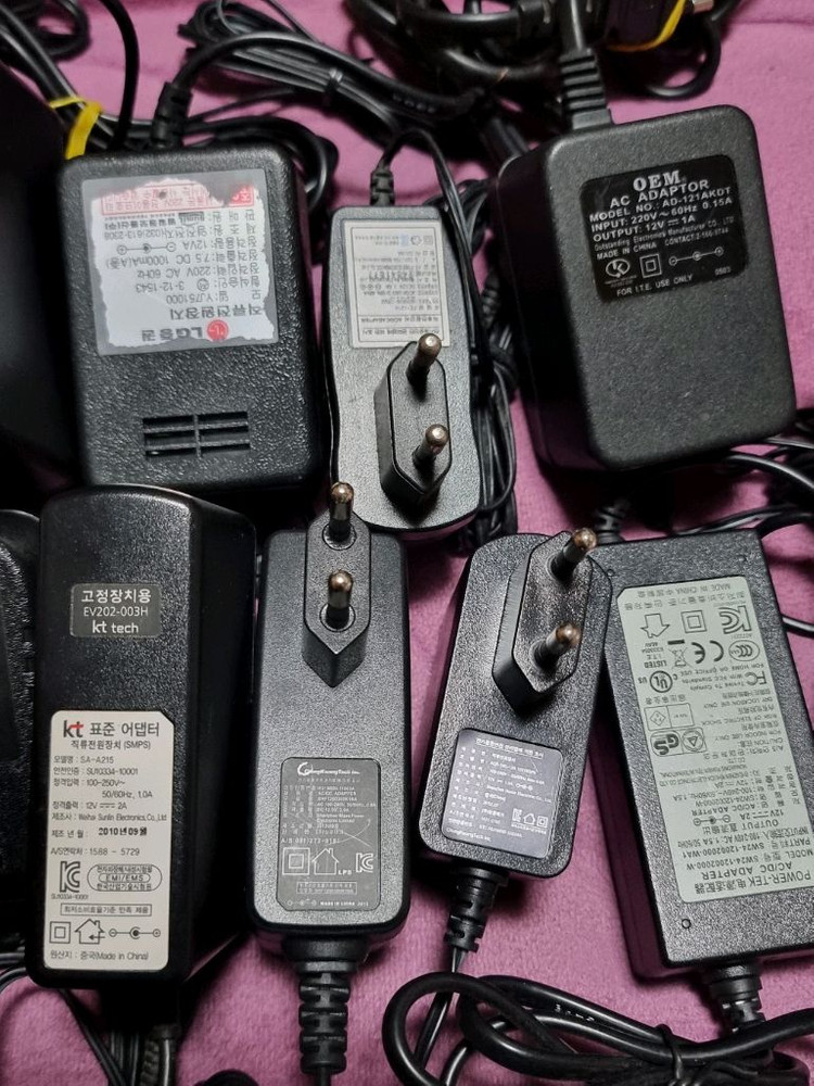 12v 어댑터 16개 판매합니다 이미지