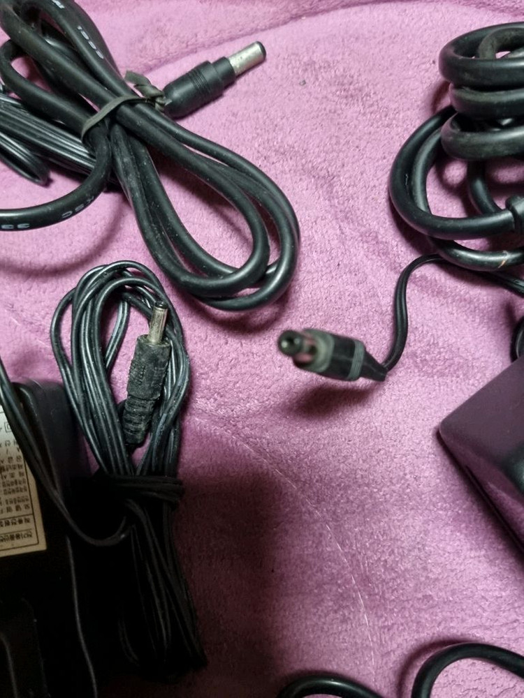 12v 어댑터 16개 판매합니다 이미지
