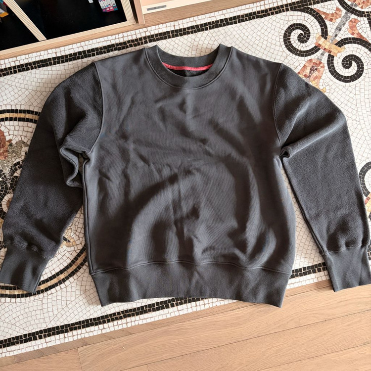 (새상품)예지스 코스모폴리탄줄라이 자수스웻셔츠 맨투맨 잉키블랙 오르 드주이 오뮤 매니모어몽 11am 라밤바룸 이미지