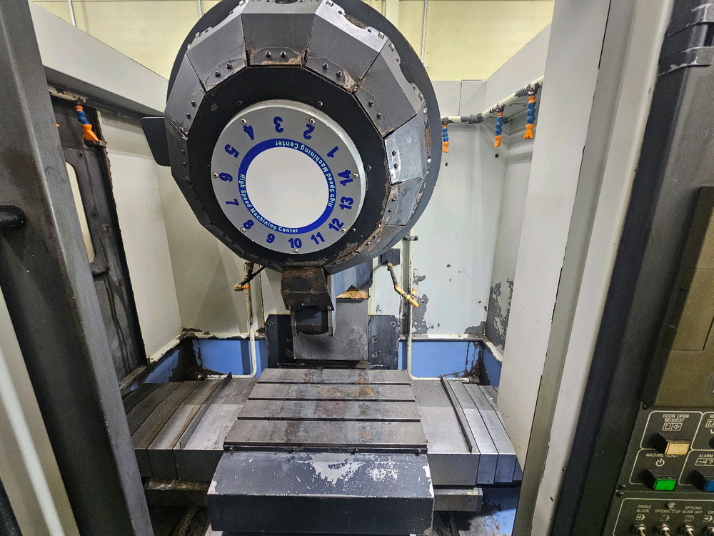 2008년 두산 탭핑센터 TC400 저렴하게드려요 이미지