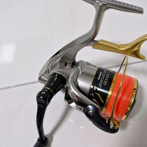 시마노 16데스피나c3000lbd릴 이미지