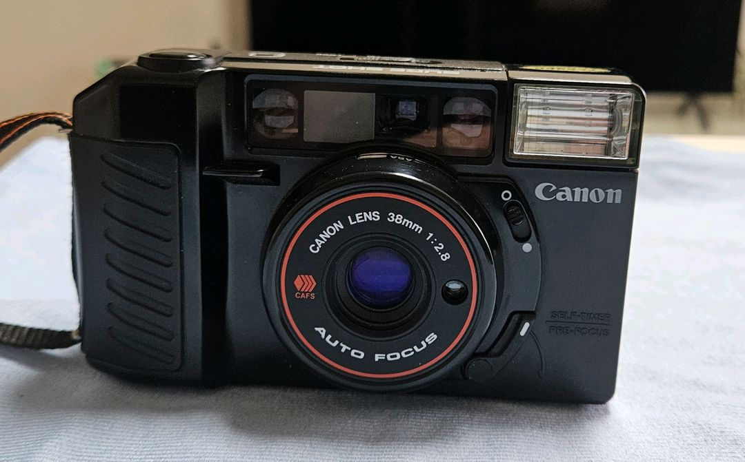 케논 오토보이 2 필름 카메라 이미지