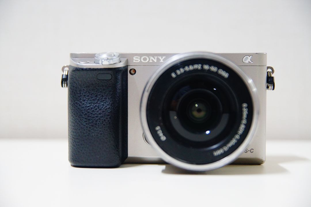 [소니] A6000 실버 미러리스 가방셋팝니다. 이미지