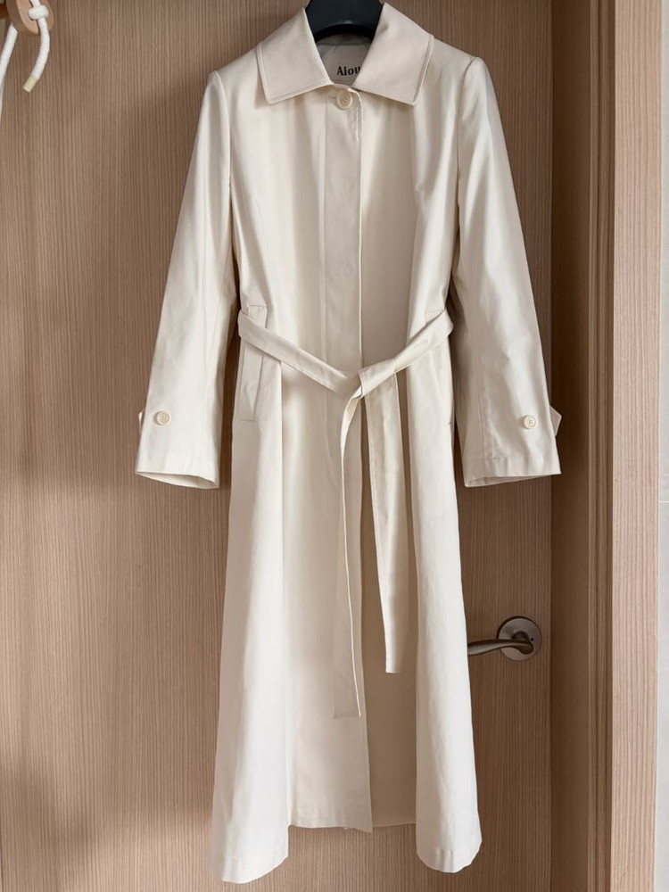 앤아이오유 aiou 싱글트렌치코트 여성 아이보리 오르 드주이 오뮤 매니모어몽 쎄모먼 11am 마이아이코 라밤바룸 이미지