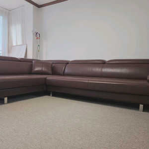 자코모(JAKOMO 4인) 카우치형 가죽 소파팝니다. 이미지