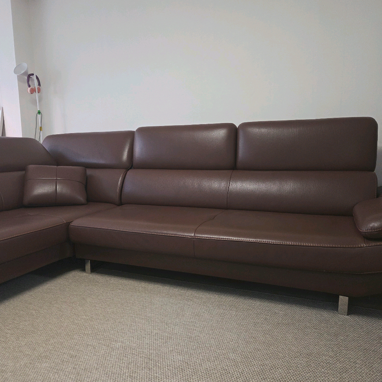 자코모(JAKOMO 4인) 카우치형 가죽 소파팝니다. 이미지