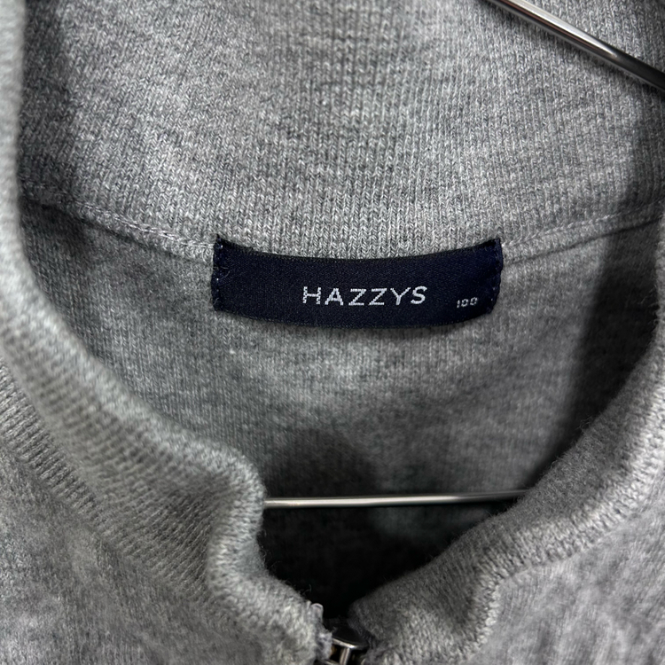 헤지스 다이아몬트 퀼팅 하이넥 니트 베스트 이미지