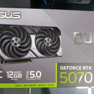 ASUS 지포스 5070 DUAL OC / 라이젠 9800X3D 이미지