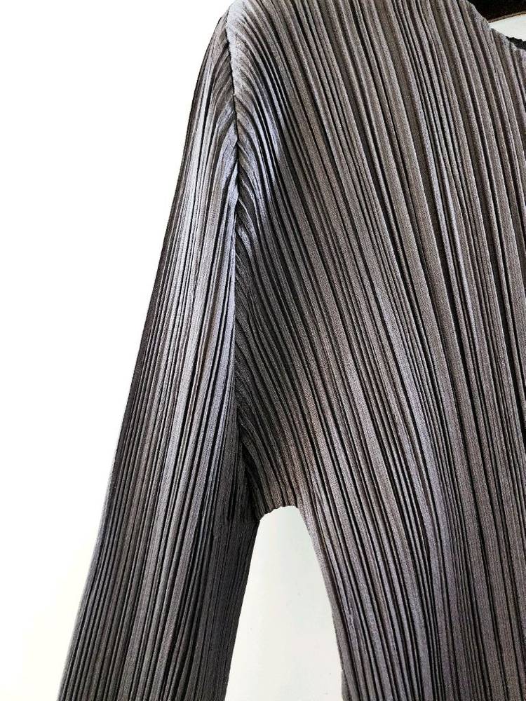 플리츠플리즈 탑 이미지