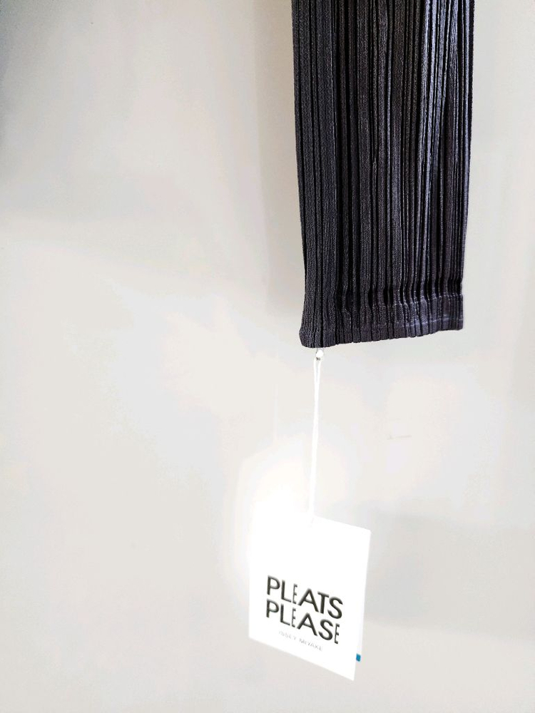 플리츠플리즈 탑 이미지