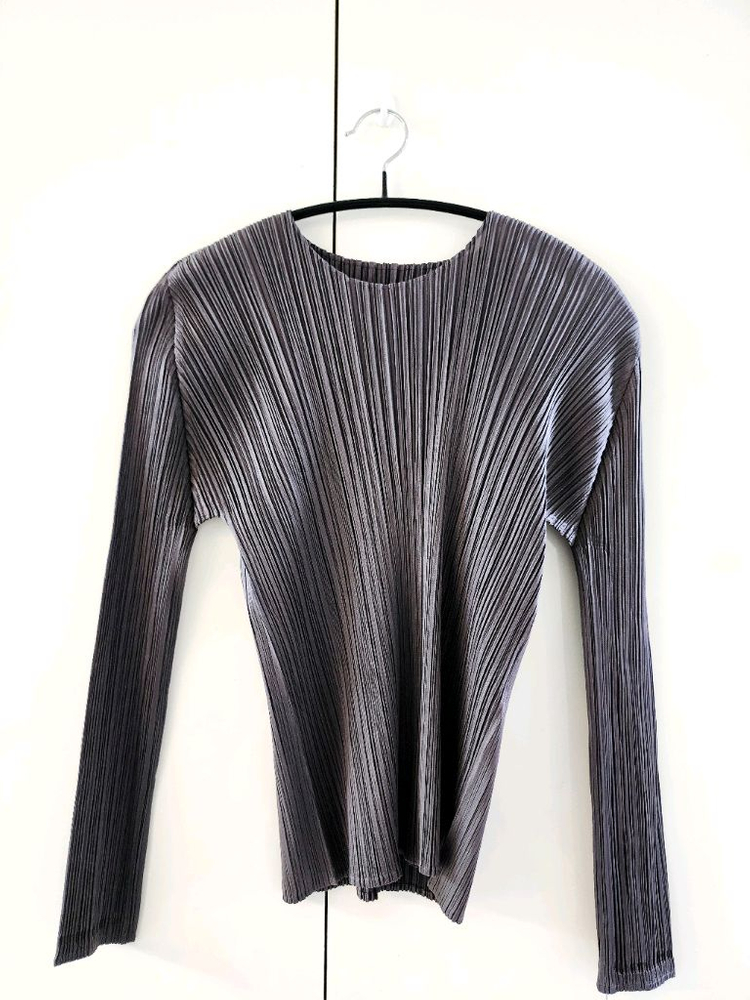 플리츠플리즈 탑 이미지