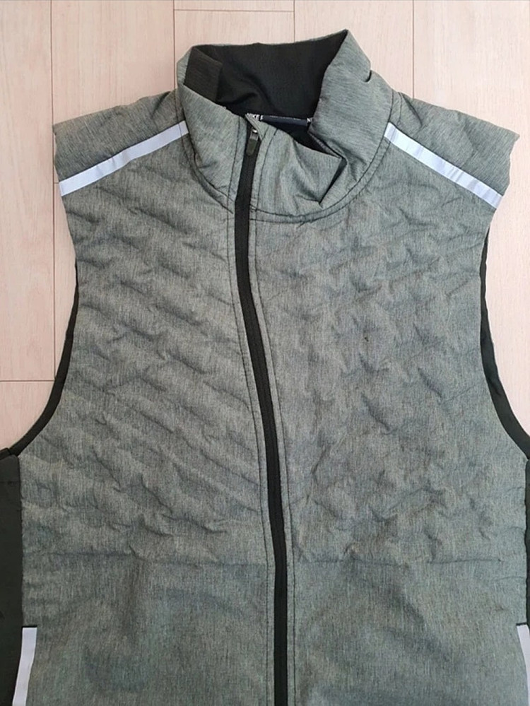 나이키 에어로로프트 러닝 베스트 M(100) 이미지