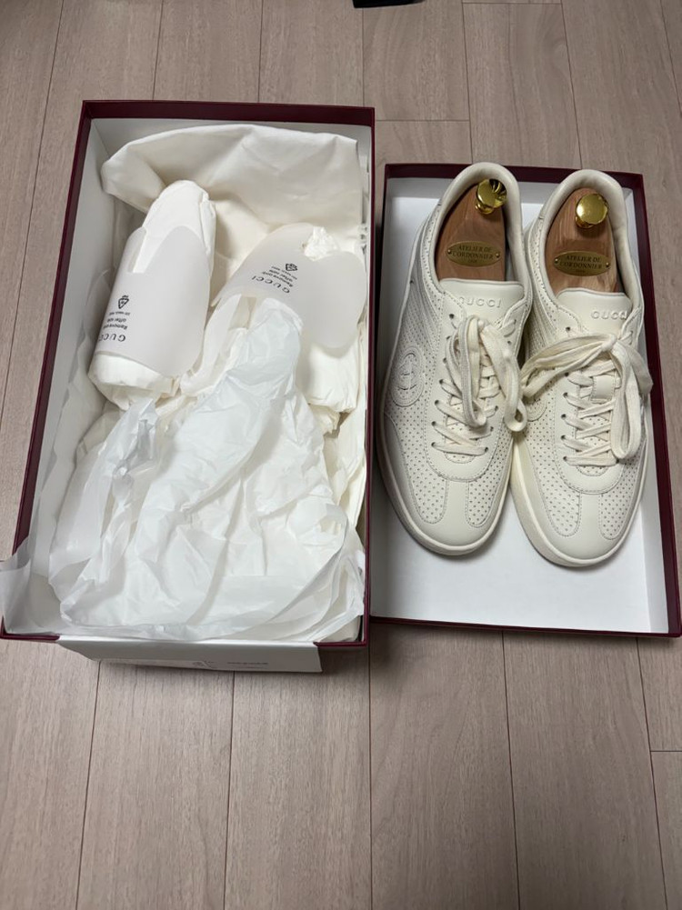 구찌 인터로킹 G스니커즈(UK7) 판매 이미지