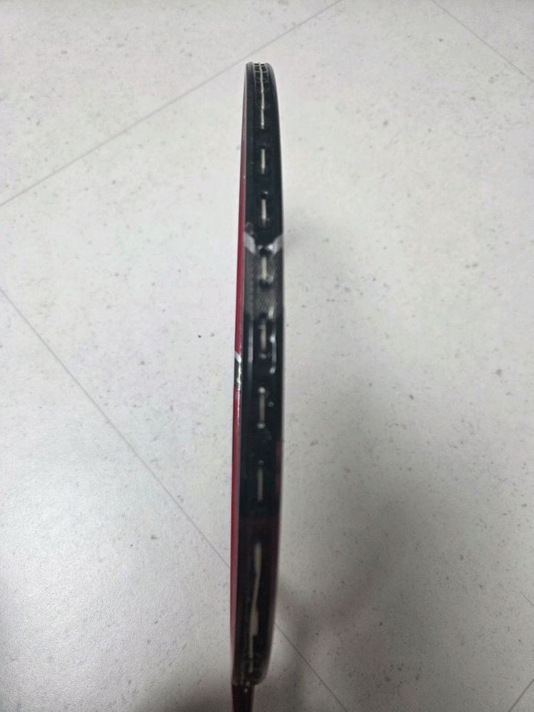 요넥스 머슬파워100 배드민턴라켓 이미지